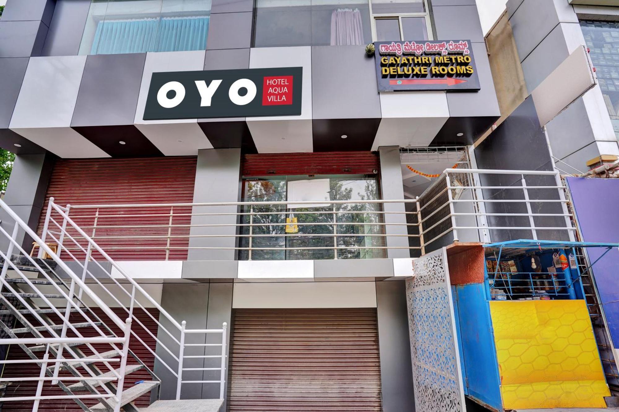 Hotel O Gayathri Metro Deluxe Bangalore Esterno foto